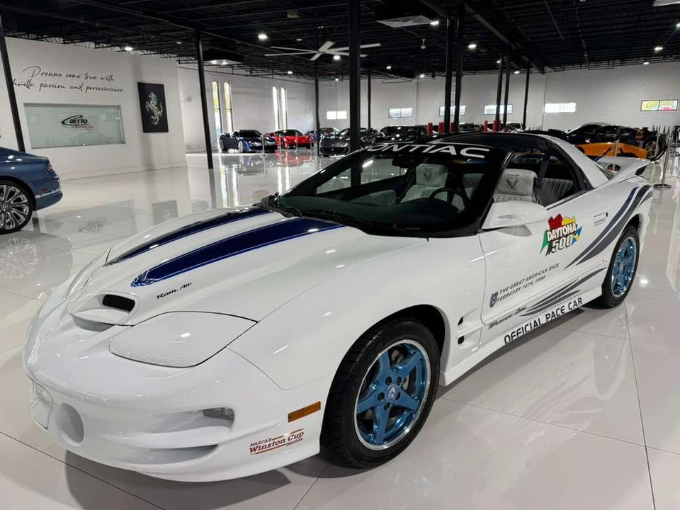 1999 Pontiac Firebird Trans Am 4th Gen - Image 3 of 12