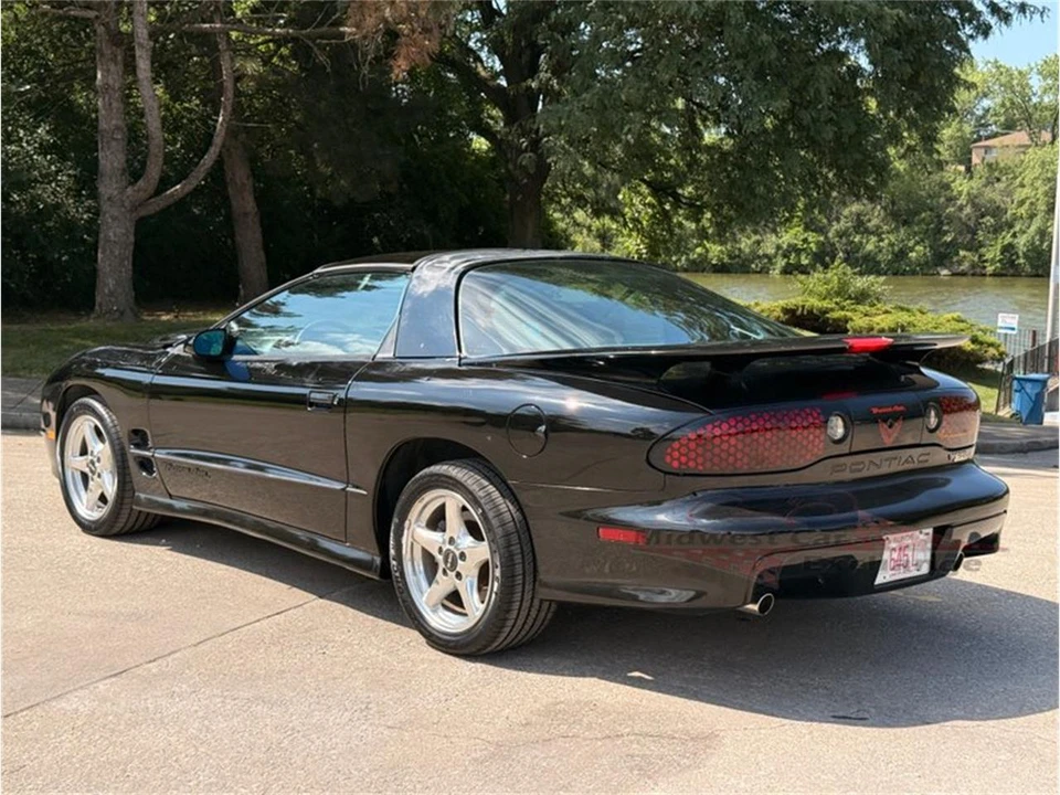 1999 Pontiac Firebird Trans Am 4th Gen - Image 13 of 31