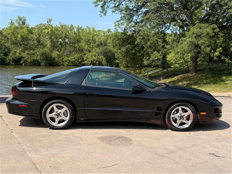 1999 Pontiac Firebird Trans Am 4th Gen - Image 20 of 31