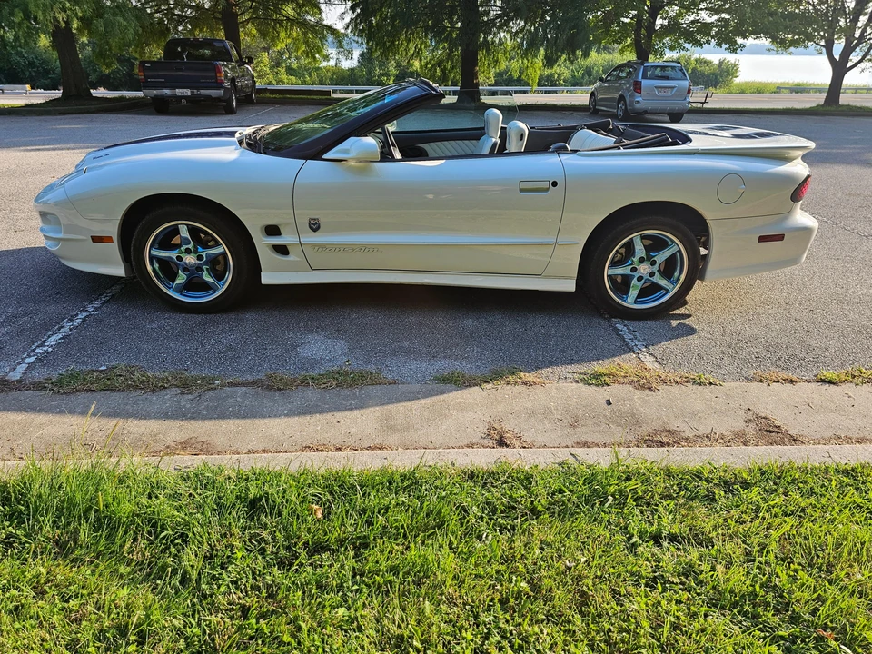 1999 Pontiac Firebird Trans Am 4th Gen - Image 8 of 31