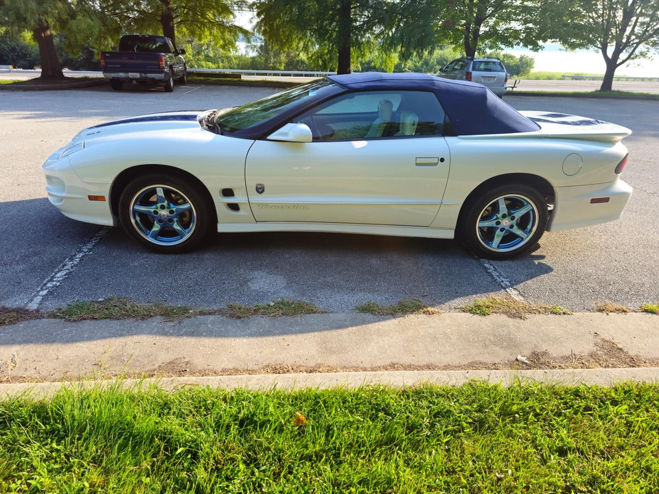 1999 Pontiac Firebird Trans Am 4th Gen - Image 20 of 31