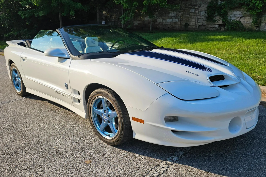 1999 Pontiac Firebird Trans Am 4th Gen - Image 15 of 31