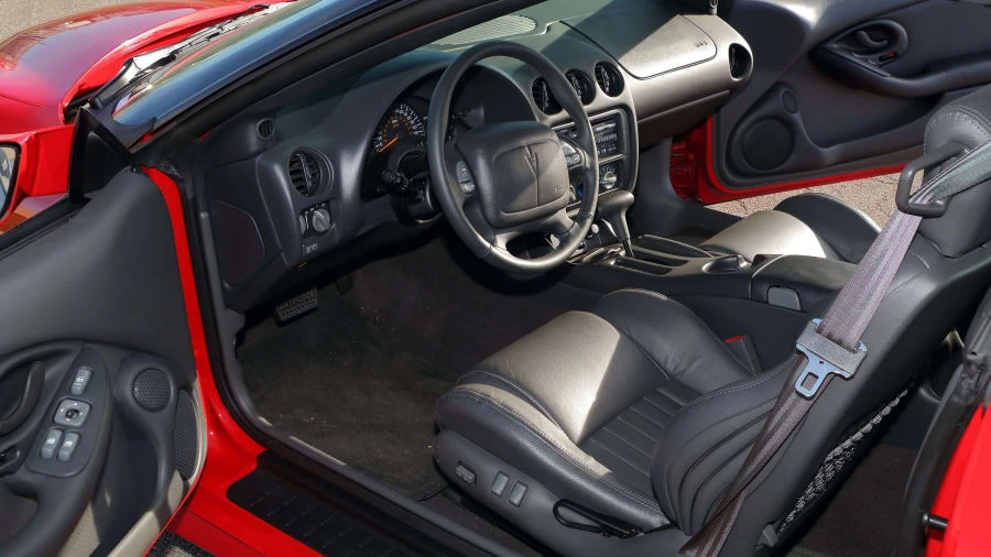 1999 Pontiac Firebird Formula 4th Gen - Image 4 of 12