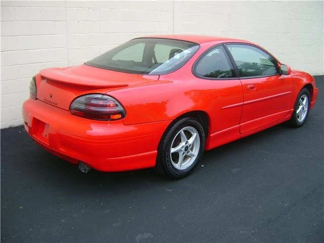 1999 Pontiac Grand Prix 3rd+ Gen - Image 2 of 12