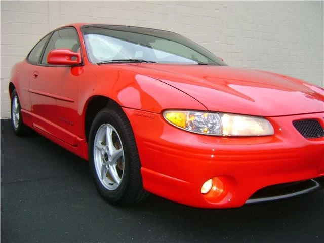 1999 Pontiac Grand Prix 3rd+ Gen - Image 11 of 12