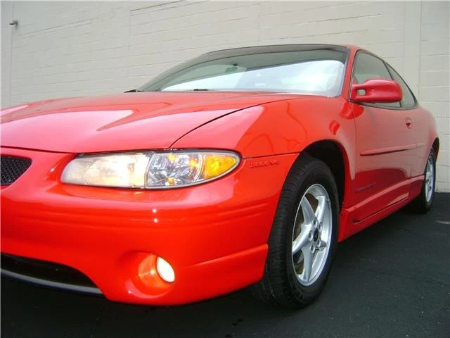 1999 Pontiac Grand Prix 3rd+ Gen - Image 9 of 12