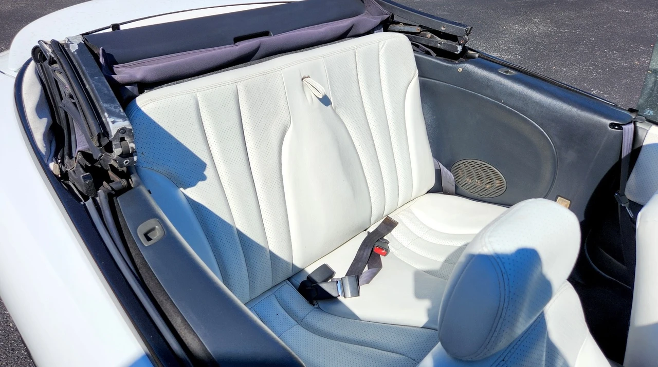 1999 Pontiac Sunfire - Image 18 of 20