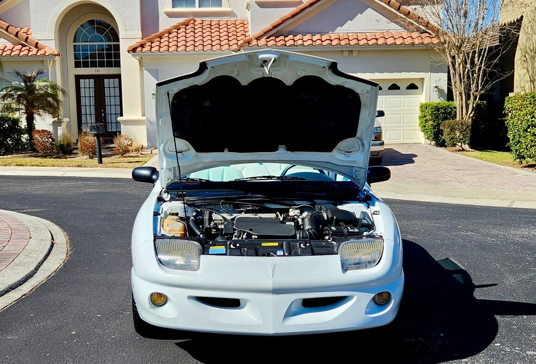 1999 Pontiac Sunfire - Image 8 of 20
