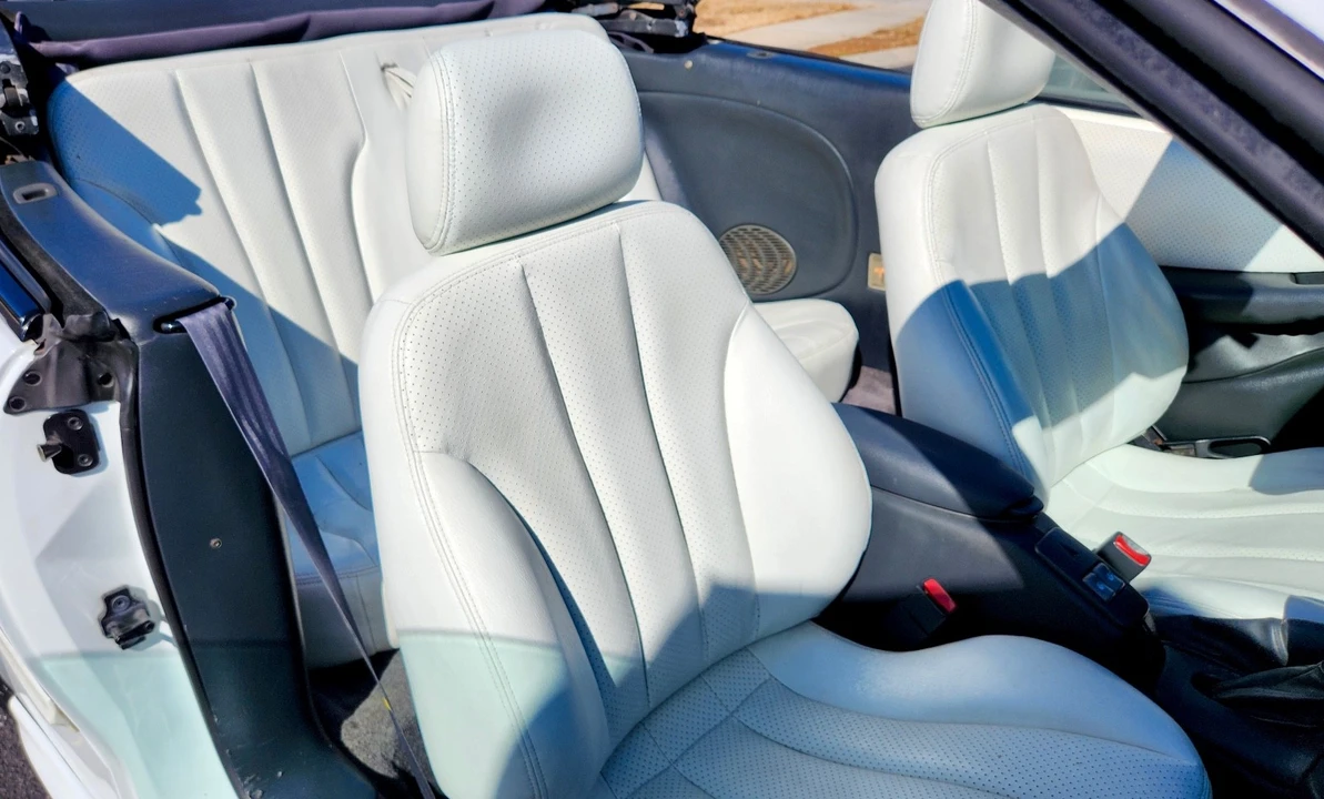 1999 Pontiac Sunfire - Image 17 of 20