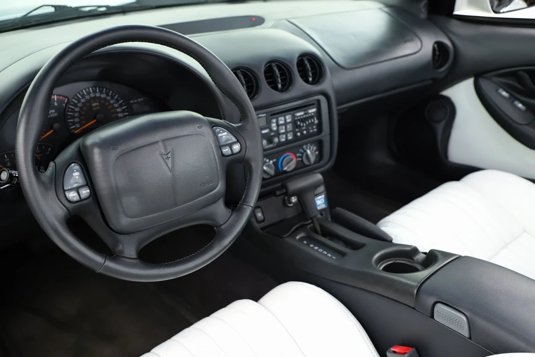 1999 Pontiac Firebird Trans Am 4th Gen - Image 2 of 31