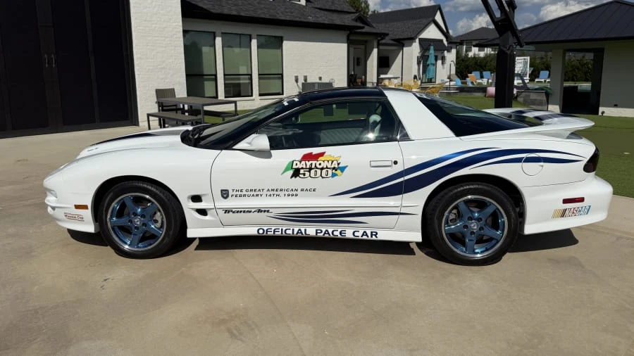 1999 Pontiac Firebird Trans Am 4th Gen - Image 10 of 31