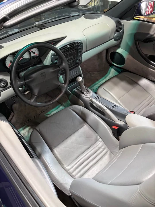 1999 Porsche 986 Boxster - Image 9 of 14