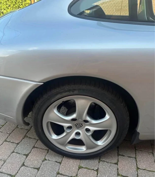 1999 Porsche 996 Carrera - Image 2 of 2