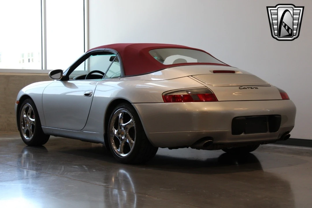 1999 Porsche 996 Carrera - Image 17 of 21