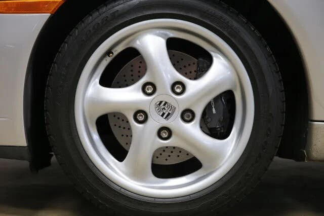 1999 Porsche 996 Carrera - Image 16 of 31