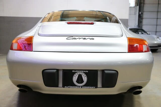 1999 Porsche 996 Carrera - Image 24 of 31