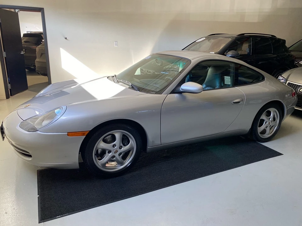 1999 Porsche 996 Carrera - Image 2 of 10