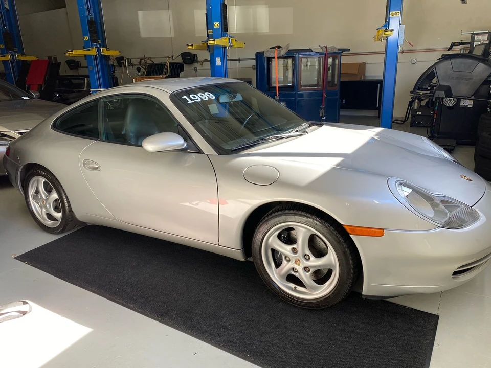 1999 Porsche 996 Carrera - Image 3 of 10