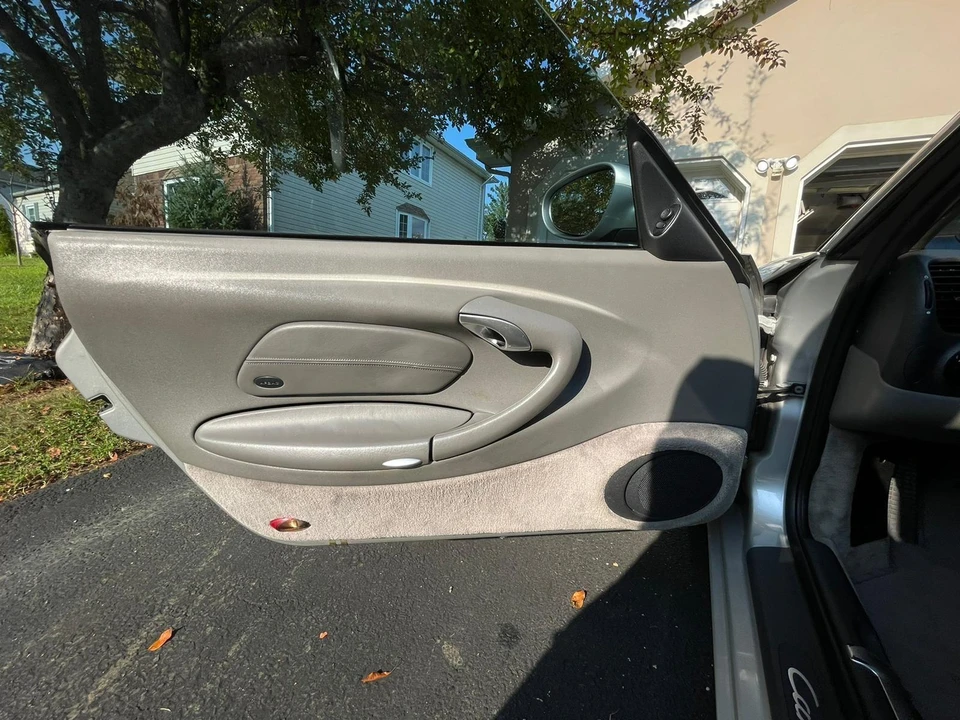1999 Porsche 996 Carrera - Image 20 of 31
