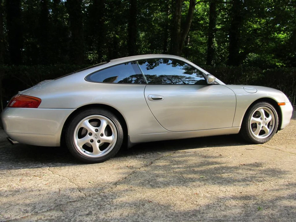 1999 Porsche 996 Carrera - Image 6 of 10