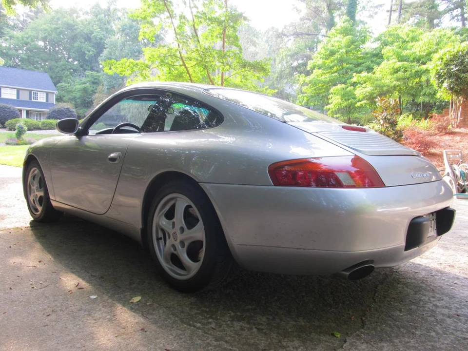 1999 Porsche 996 Carrera - Image 2 of 10