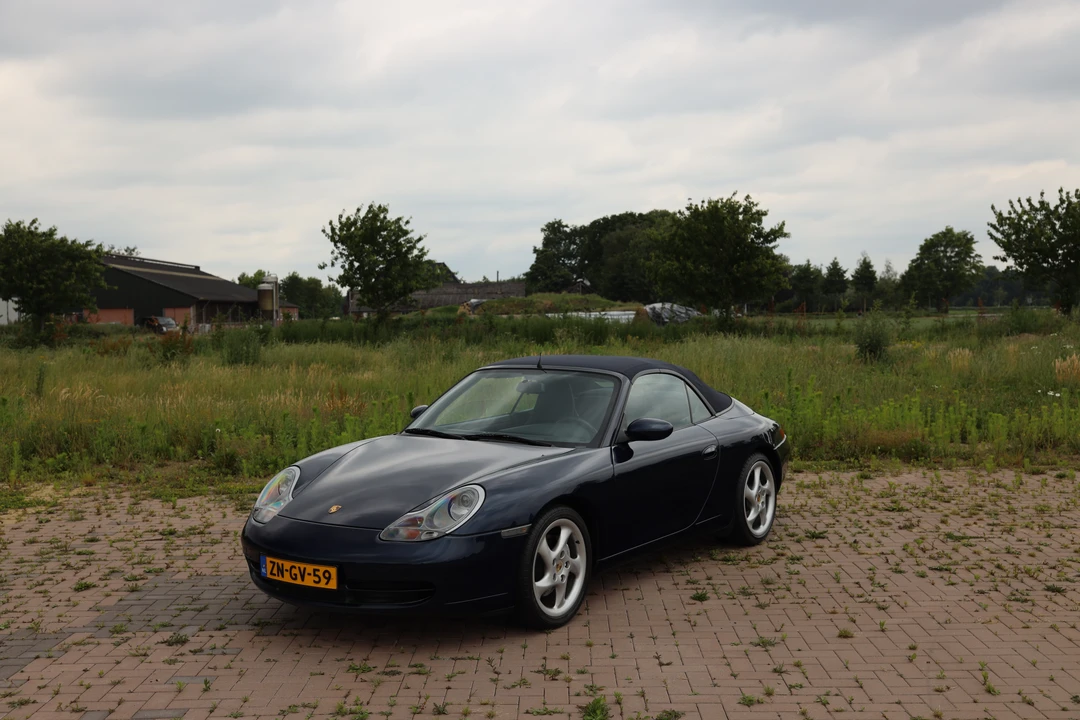 1999 Porsche 996 Carrera 4 - Image 7 of 31