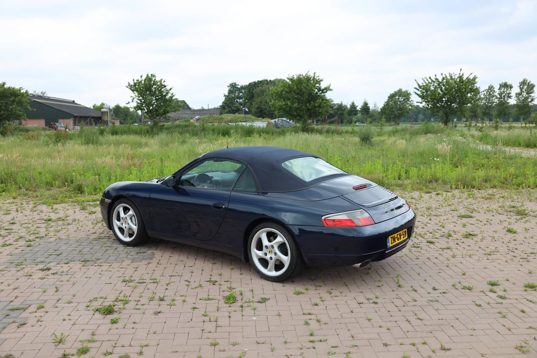 1999 Porsche 996 Carrera 4 - Image 6 of 31