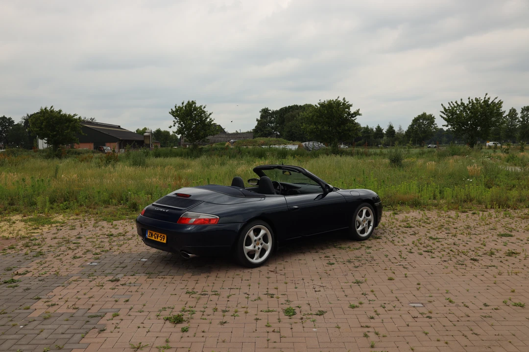 1999 Porsche 996 Carrera 4 - Image 4 of 31