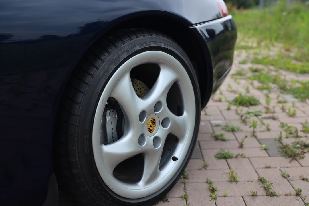 1999 Porsche 996 Carrera 4 - Image 21 of 31