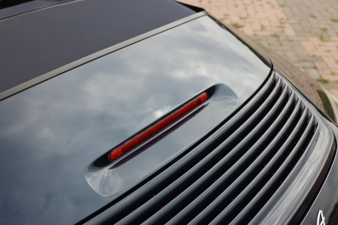 1999 Porsche 996 Carrera 4 - Image 14 of 31