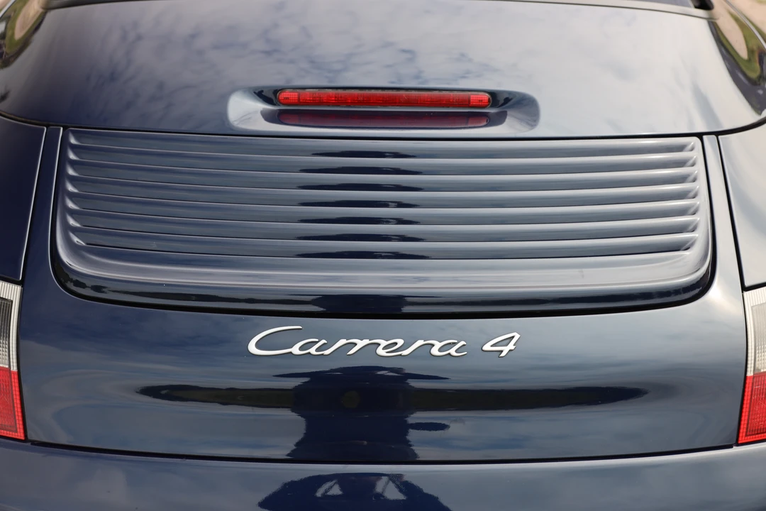 1999 Porsche 996 Carrera 4 - Image 16 of 31