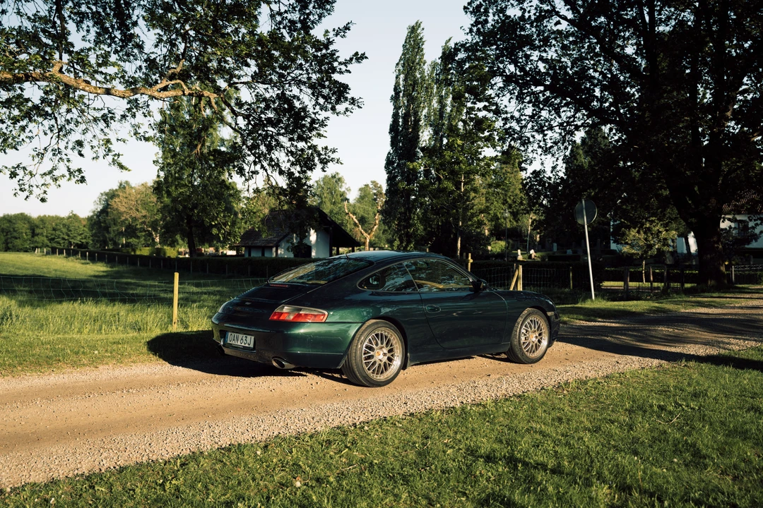 1999 Porsche 996 Carrera - Image 10 of 31