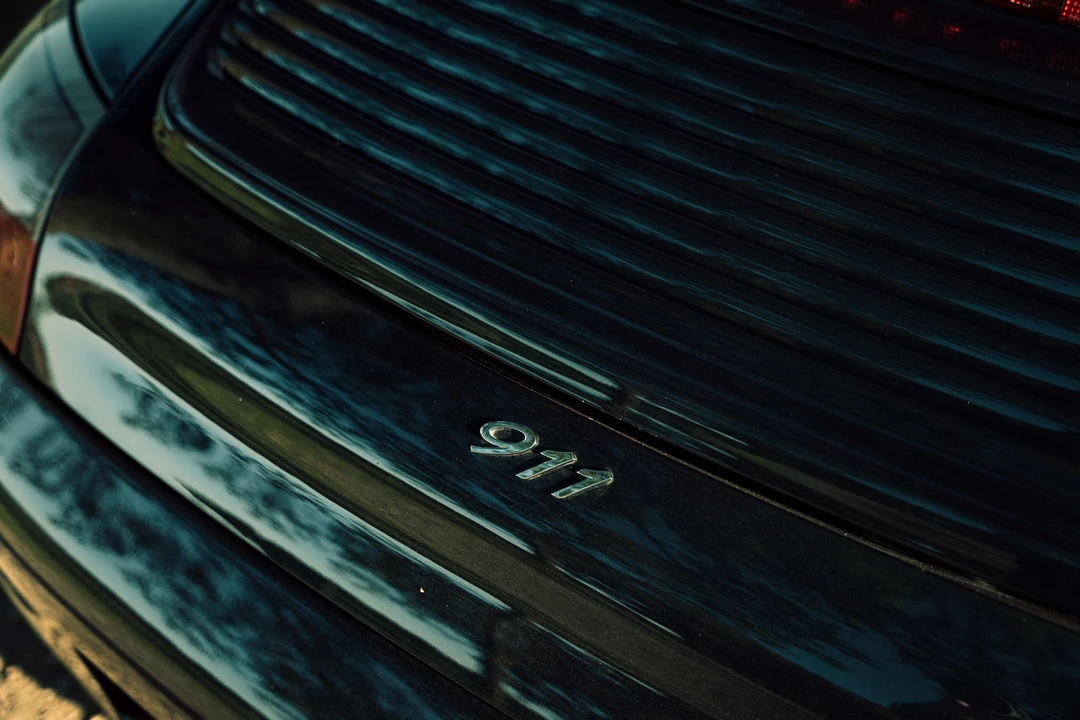 1999 Porsche 996 Carrera - Image 26 of 31