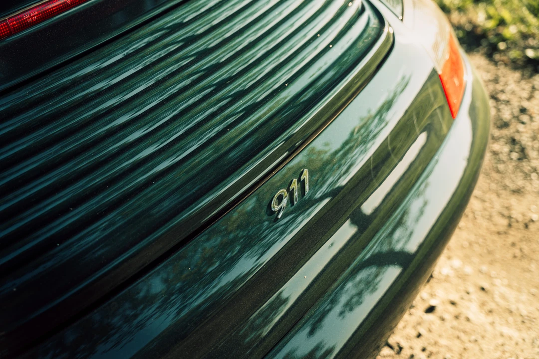 1999 Porsche 996 Carrera - Image 19 of 31