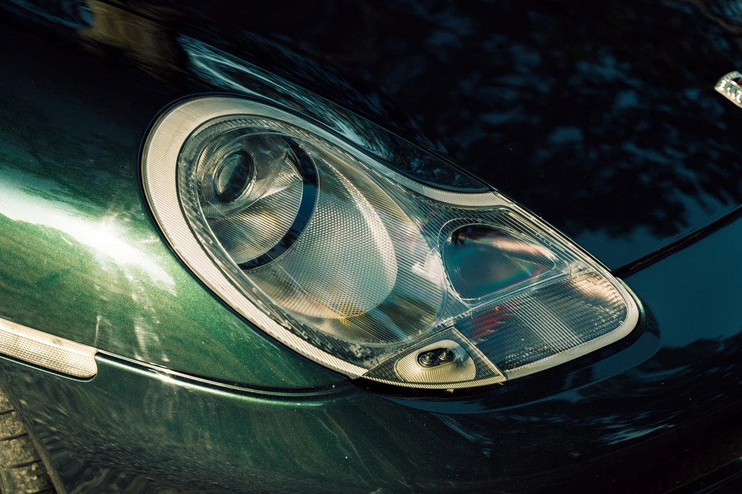 1999 Porsche 996 Carrera - Image 12 of 31
