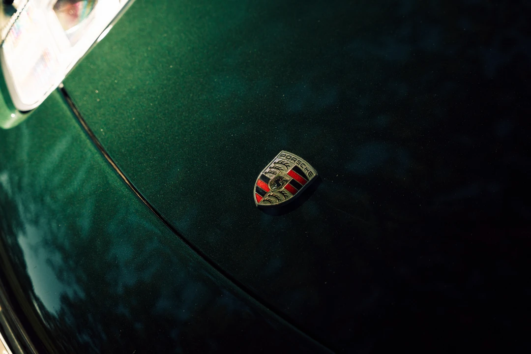 1999 Porsche 996 Carrera - Image 14 of 31