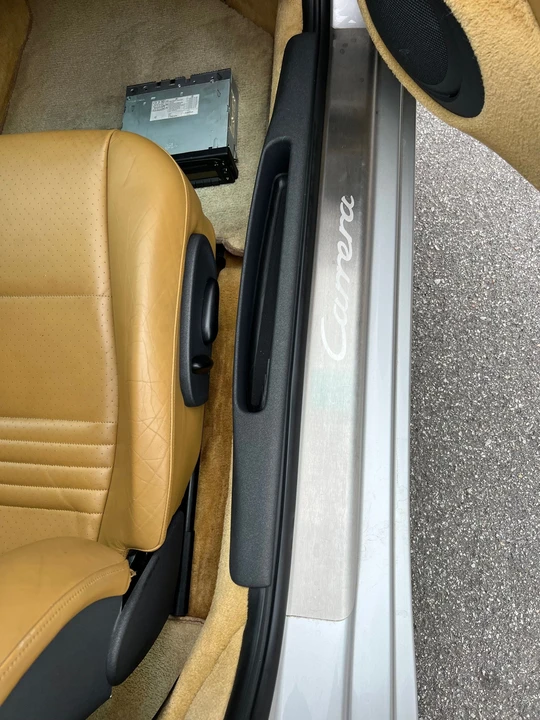 1999 Porsche 996 Carrera - Image 15 of 31