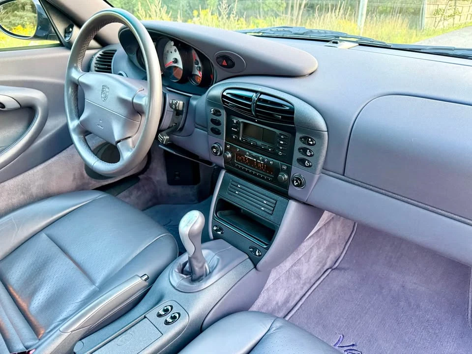 1999 Porsche 996 Carrera - Image 14 of 18