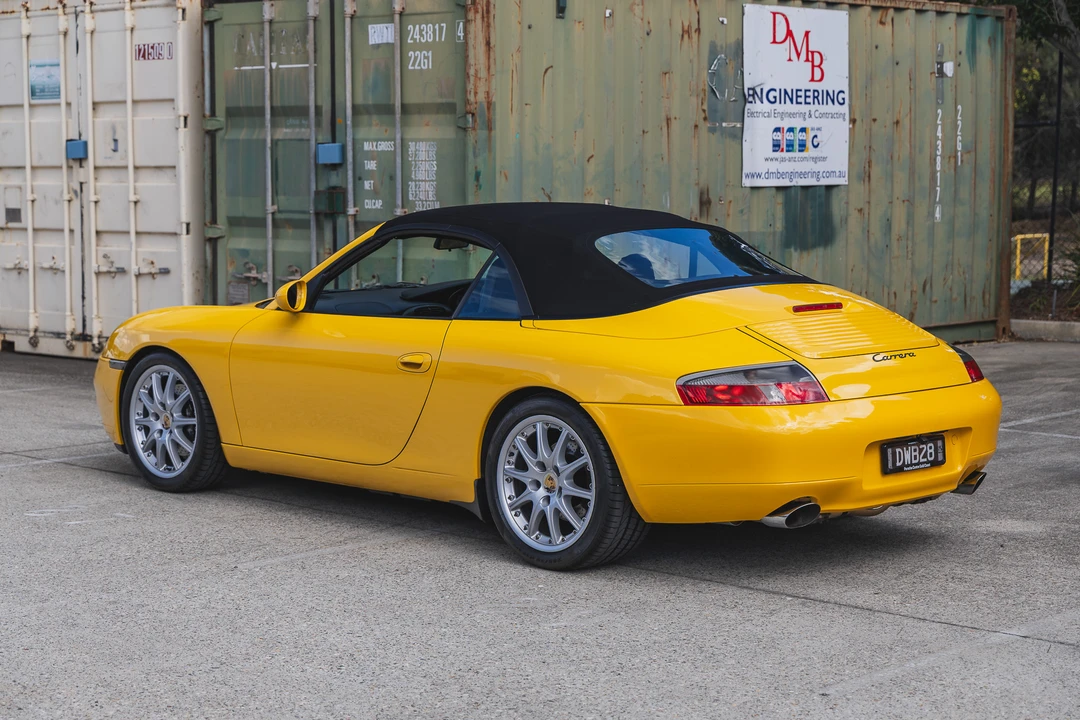 1999 Porsche 996 Carrera - Image 13 of 31