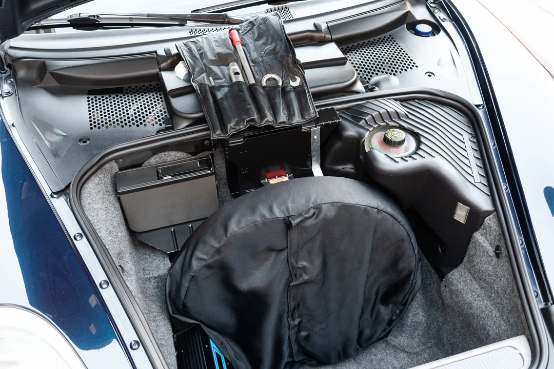 1999 Porsche 996 Carrera - Image 11 of 31