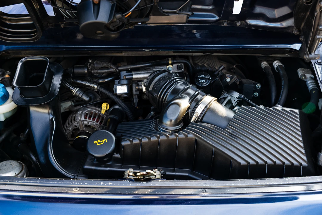 1999 Porsche 996 Carrera - Image 5 of 16
