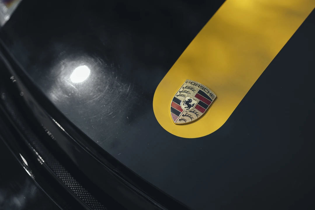 2001 Porsche 996 Carrera - Image 11 of 31
