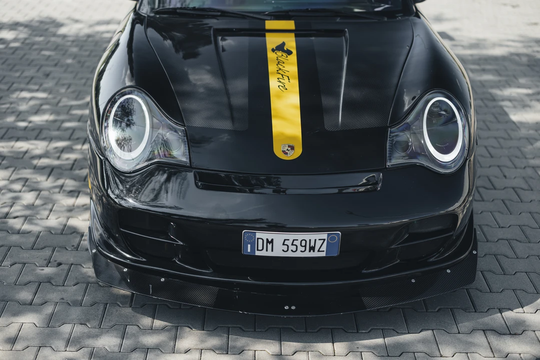 2001 Porsche 996 Carrera - Image 30 of 31
