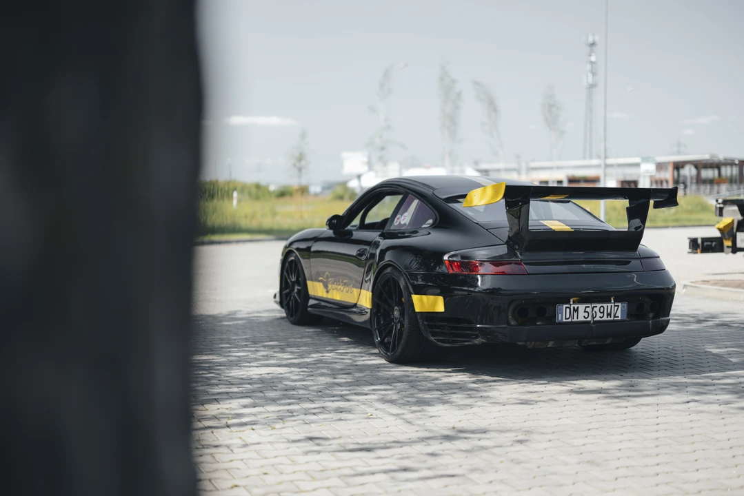 2001 Porsche 996 Carrera - Image 5 of 31