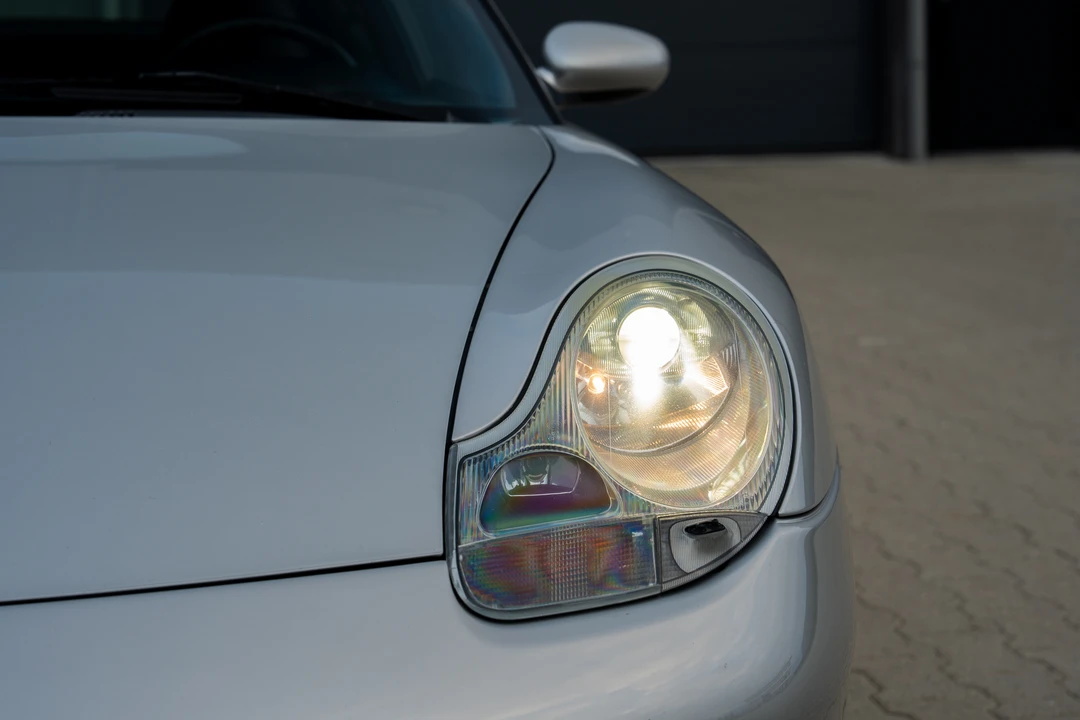 1999 Porsche 996 Carrera - Image 21 of 31