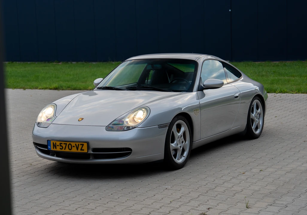 1999 Porsche 996 Carrera - Image 9 of 31