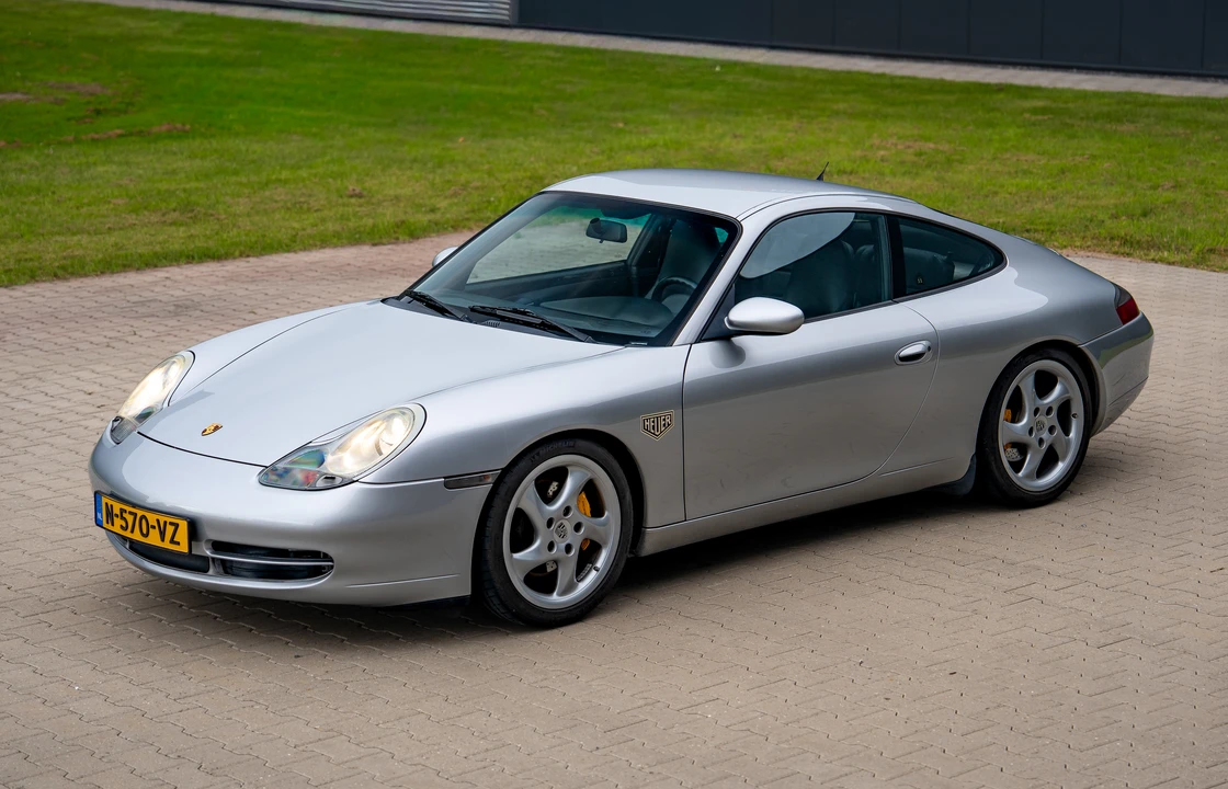 1999 Porsche 996 Carrera - Image 12 of 31
