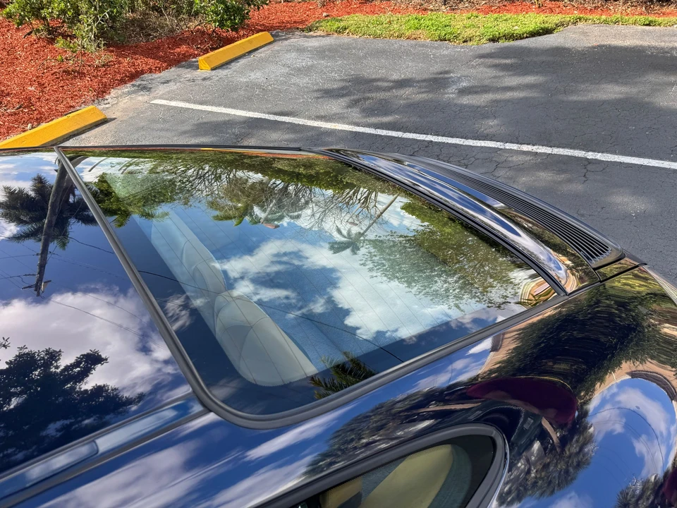 1999 Porsche 996 Carrera - Image 9 of 21