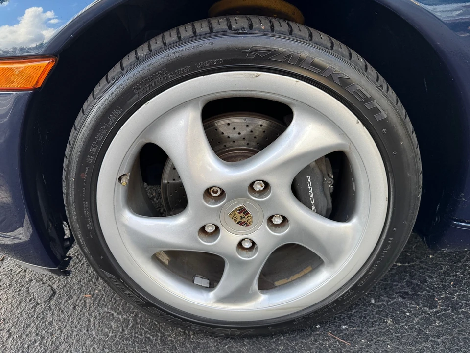 1999 Porsche 996 Carrera - Image 13 of 21