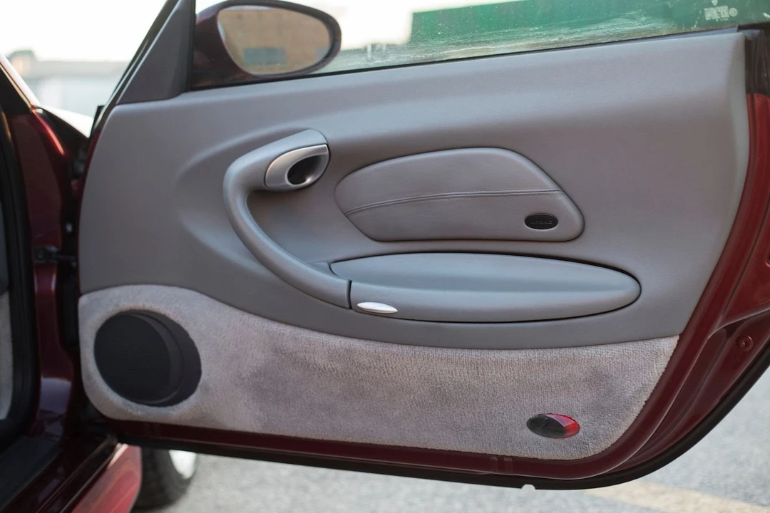 1999 Porsche 996 Carrera - Image 21 of 31